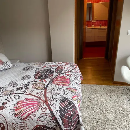 En Διαμέρισμα *